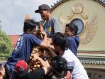 grebeg-syawal_20170626_153119.jpg