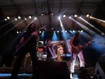 grup-band-extreme-hibur-penonton-jogjarockarta-3_20191104_033747.jpg