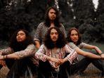 grup-musik-rock-black-horses.jpg