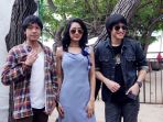 grup-musik-vierratale-diacara-sinetron-mermaid-in-love-2-dunia_20161206_151216.jpg