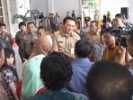 gubernur-ahok-harap-tak-ada-debat-kusir-dalam-persidangan-ariesman_20160725_135716.jpg