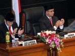 gubernur-anis-hadiri-sidang-paripurna-dprd-dki-jakarta_20171115_154735.jpg
