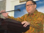 gubernur-bi-beri-keterangan-kondisi-perekonomian-indonesia_20150312_175858.jpg