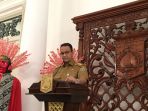 gubernur-dki-jakarta-anies-baswedan_20180724_122209.jpg