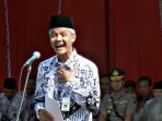 gubernur-jateng-ganjar-pranowo_20161126_175256.jpg