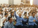 gubernur-jateng-ganjar-pranowo_20170717_145514.jpg
