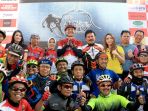 gubernur-jateng-ikut-promo-even-touring-btn-tour-de-borobudur_20171006_120931.jpg