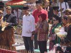 gubernur-jawa-tengah-ganjar-pranowo-bersama-bupati-klaten-sri-mulyani.jpg