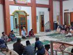 gubernur-jawa-tengah-ganjar-pranowo-mengunjungi-warga-desa-wadas.jpg