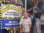 gubernur-jawa-tengah-ganjar-pranowo-tiba-di-rumah-duka-almarhum.jpg