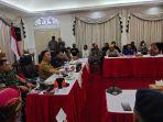 gubernur-kalimantan-tengah-sugianto-sabran-menerima-aspirasi-mp3d.jpg