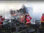 gudang-sampah-di-jalan-kalimutu-terbakar_20181017_154601.jpg