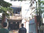 gudang-spirtus-terbakar.jpg
