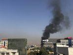 gumpalan-asap-membumbung-ledakan-di-kabul.jpg