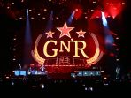 guns-n-roses-hentak-panggung-stadion-gbk_20181108_212346.jpg