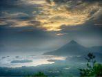 gunung-ilustrasi.jpg