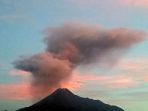 gunung-merapi-kembali-erupsi_20200213_200338.jpg
