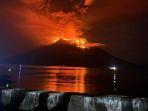gunung-ruang-di-kabupaten-sitaro-sulawesi-utara-meletus.jpg