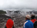 gunung-semeru-erupsi_20221205_023035.jpg