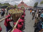 gunungan-grebeg-sekaten-yogyakarta_20181121_154357.jpg