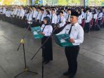 guru-dan-tenaga-teknis-kabupaten-bandung-terima-sk-pppk_20230717_230850.jpg
