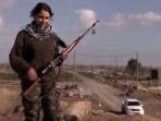 guru-wanita_sniper_isis_20150206_20150206_104810.jpg