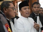 gus-nur-divonis-1-tahun-6-bulan_20191024_125432.jpg