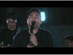 guyonwaton-perlahan-dangdut-band.jpg