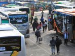 h-4-pemudik-di-terminal-cicaheum-bandung-masih-sepi_20150714_154645.jpg