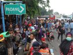 h-7-terminal-kalideres-dipadati-pemudik_20180608_184226.jpg