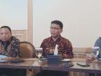 h-saiful-bahri-presiden-sarbumusi-ristadi-presiden-kspn-ely-rosita-silaban.jpg