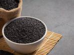 habbatussauda-dipercaya-turun-temurun-sebagai-salah-satu-bahan-herbal-alami-memiliki-banuak-manfaat.jpg