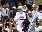 habib-rizieq-tiba-di-kediaman_20201110_152121.jpg
