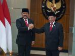 hadi-tjahjanto-bersama-mendagri-tito-karnavian-usai-serah-terima-jabatan.jpg