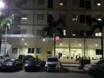 halaman-parkir-mobil-rscm-jakarta_20170414_211655.jpg