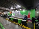 halte-transportasi-online-di-mal_20181210_162459.jpg