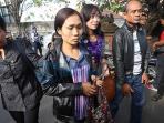 hamidah-jaket-kulit-hitam-ibu-kandung-angeline_20150627_003446.jpg
