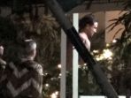 hamish-daud-bawa-rombongan-ke-rumah-raisa_20170521_204415.jpg