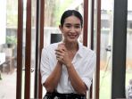 happy-salma-konpers-teater-perempuan-perempuan-chairil_20170819_164152.jpg
