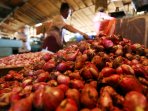 harga-bawang-merah-meroket_20150325_105826.jpg
