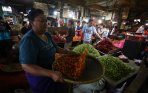 harga-cabai-rawit-merah-meroket_20141202_232251.jpg