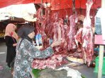 harga-daging-naik-jelang-hari-raya-idul-fitri_20150715_110958.jpg
