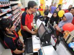 hari-pelanggan-nasional-alfamart-bandung_20150907_213852.jpg
