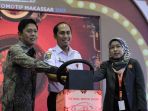 hari-pembukaan-pameran-otomotif-makassar-poma-2017_20171207_001154.jpg
