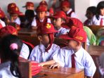 hari-pertama-sekolah-di-makassar_20170717_224600.jpg
