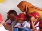hari-pertama-sekolah_20170717_224542.jpg