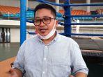 haris-setiawan-memberikan-keterangan-kepada-media.jpg