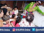 harris-rizki-saat-mengajar-warga-di-jalan_20170130_163828.jpg