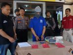 hartono-saat-dibawa-ke-mapolres-pekalongan_20180801_202521.jpg