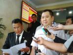 hary-tanoe-dan-hotman-paris_20160205_125633.jpg